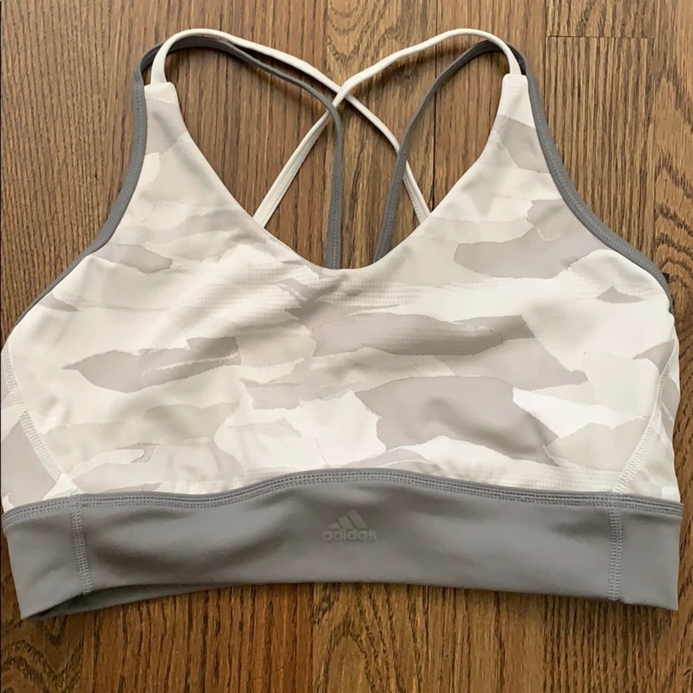 Sports bra